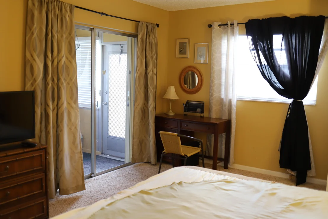 Photo of 552 Capri L