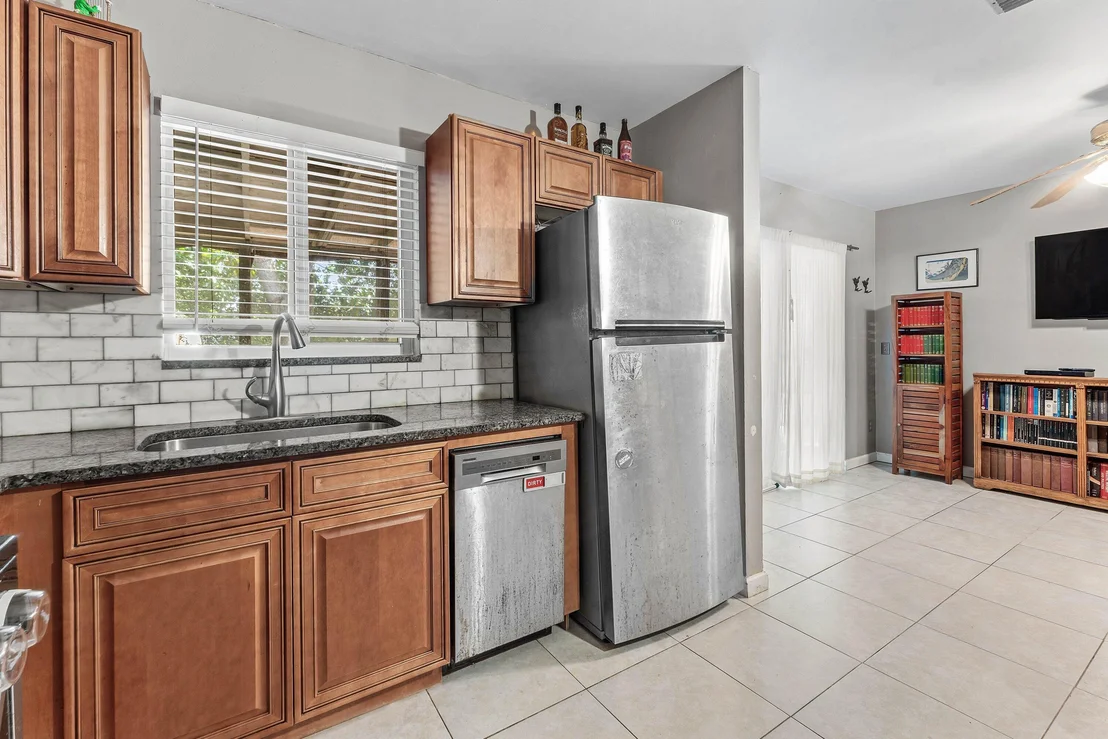 Photo of 417 UPLAND Road