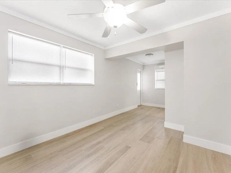 Photo of 311 W Sample Road