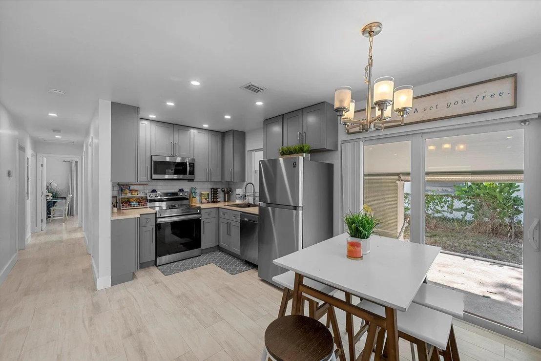 Photo of 210 6th Street