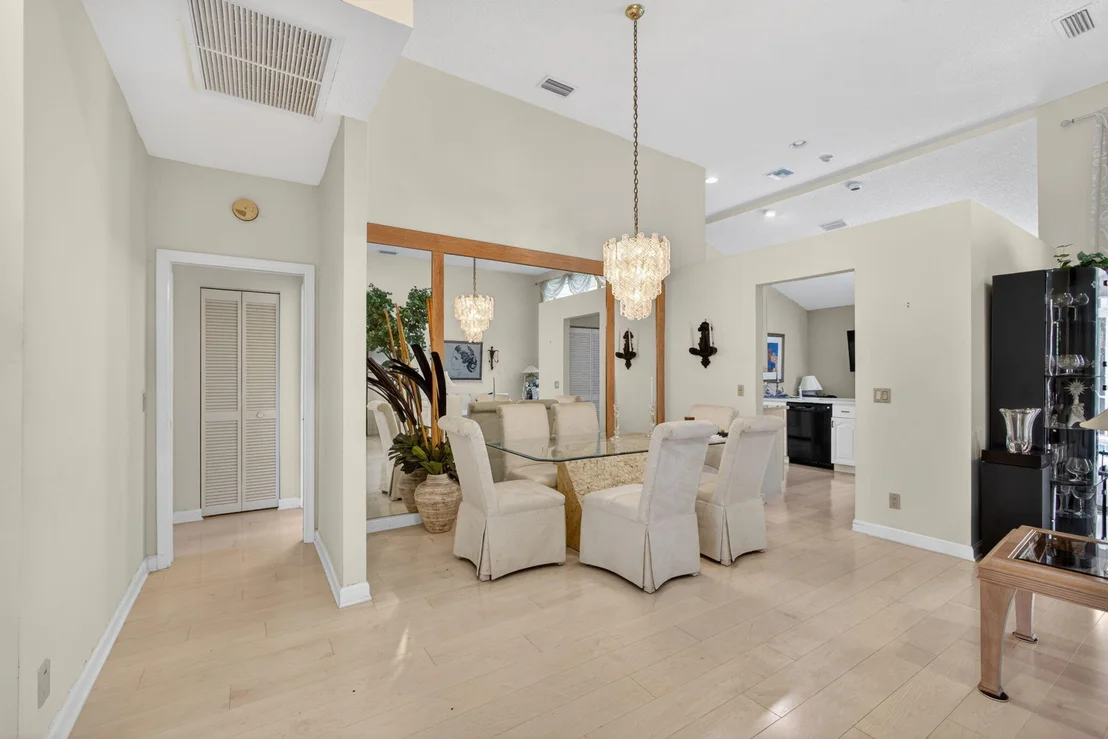 Photo of 200 Eagleton Estates Boulevard