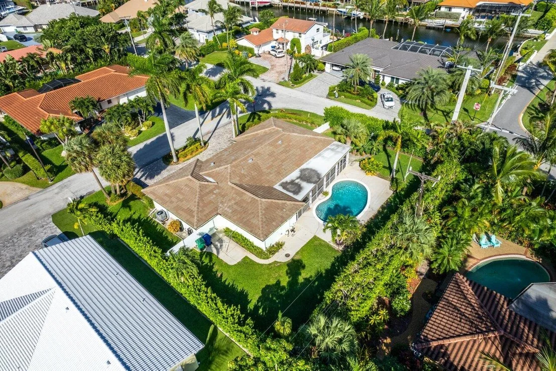 Photo of 1241 Emerald Drive
