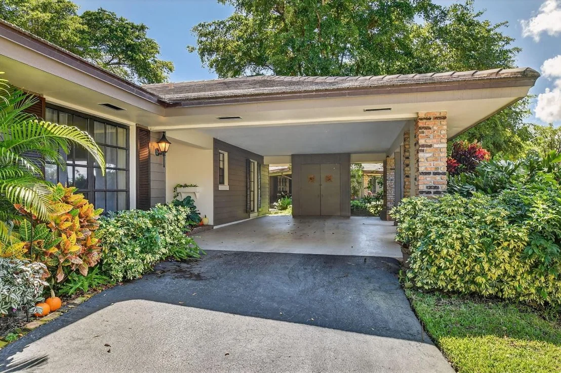 Photo of 612 Cypress Key Drive
