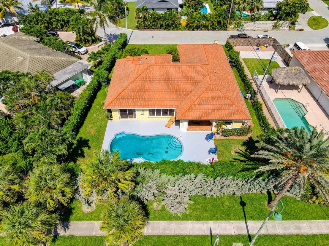 Photo of 1295 Singer Drive