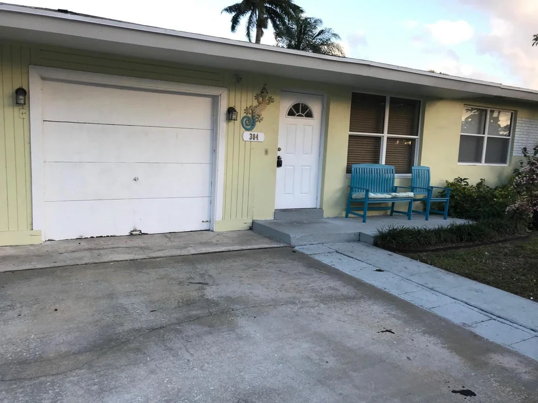 Photo of 304 Poe Drive