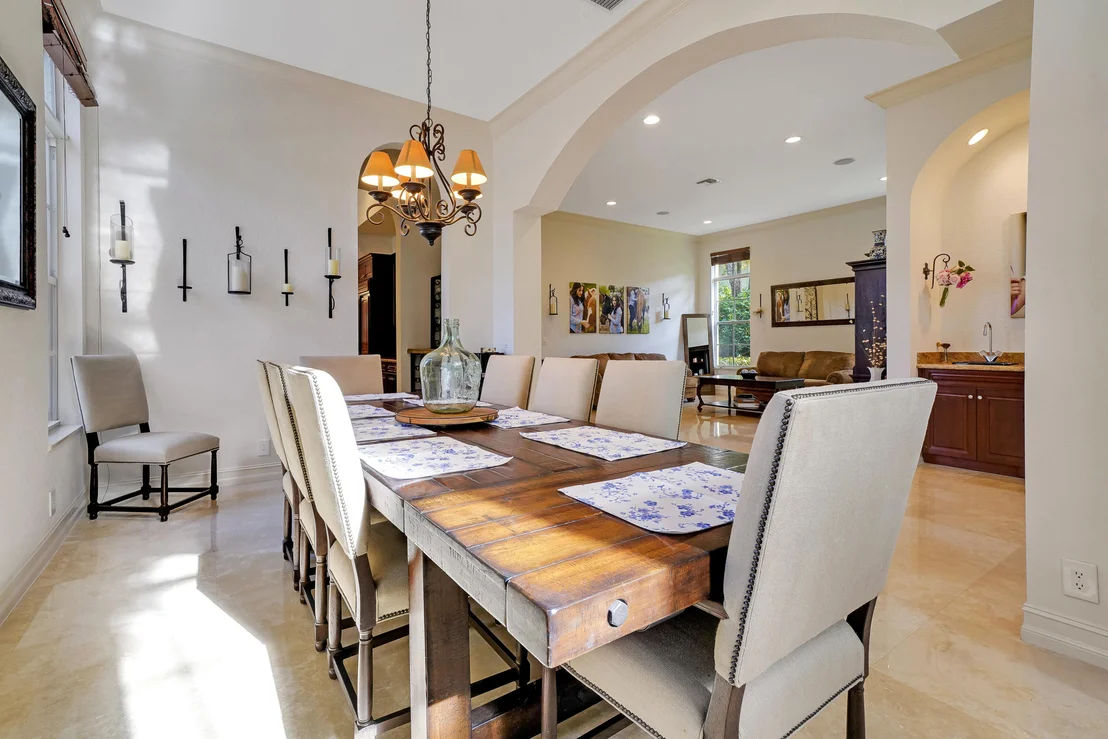 Photo of 110 Villa Bella