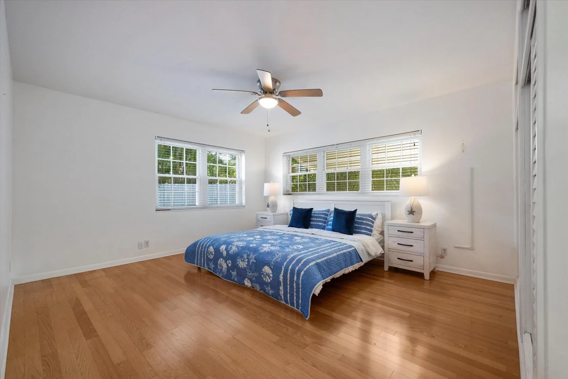 Photo of 430 Neptune Road