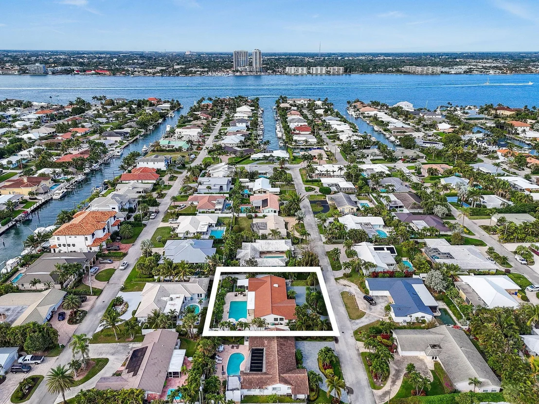 Photo of 1191 Dolphin Road