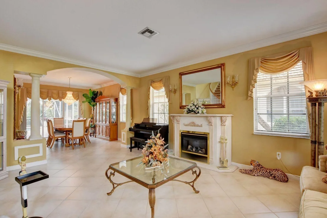 Photo of 2146 Bellcrest Circle