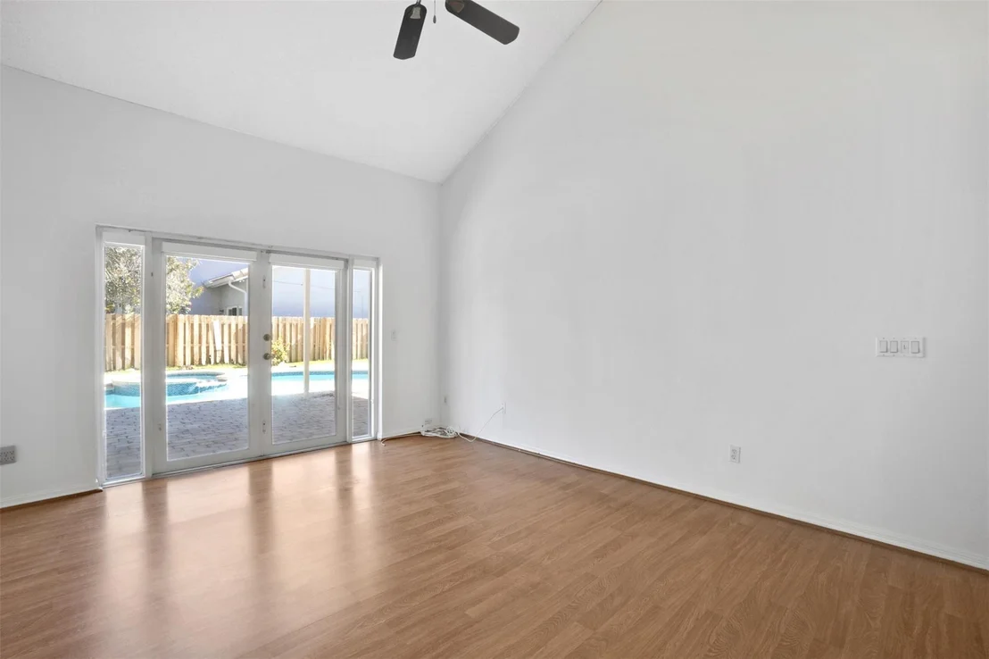 Photo of 2545 Kerry Drive