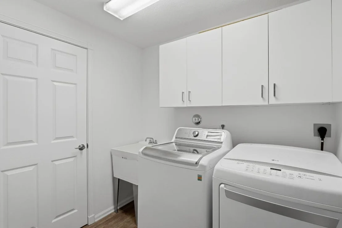 Photo of 8752 Palm River Drive