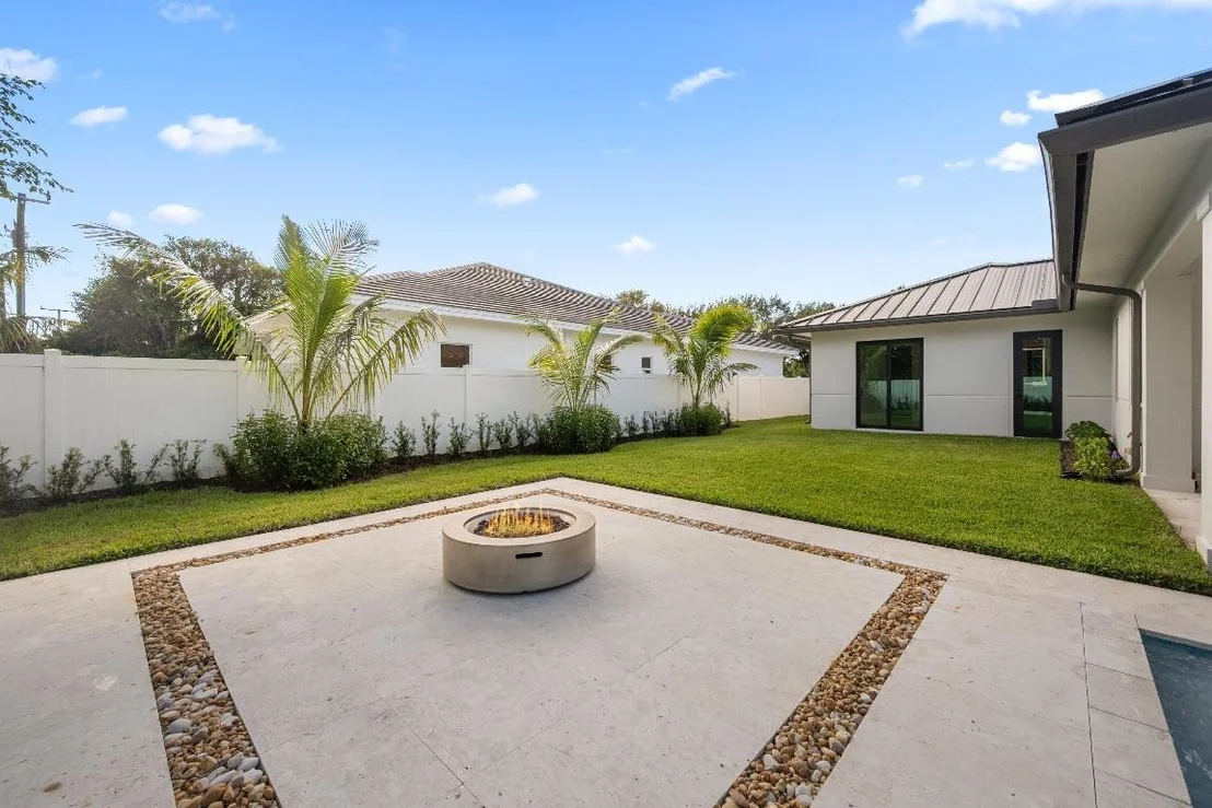 Photo of 741 Nighthawk Way