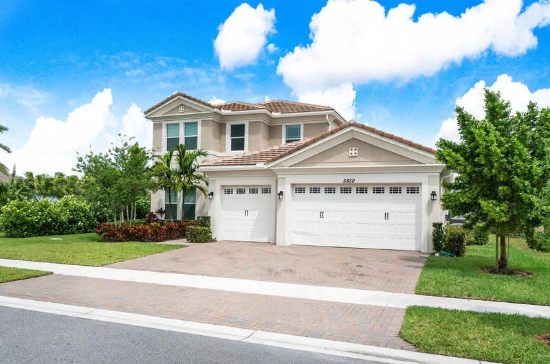 Photo of 5850 Whippoorwill Circle