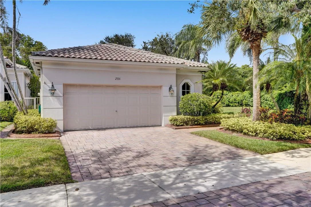 Photo of 2531 Bay Pointe Drive