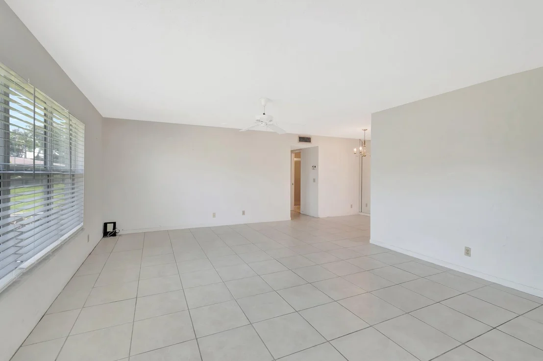 Photo of Unit A at 955 Circle Drive