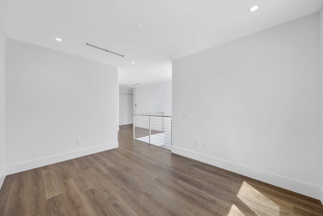 Photo of 655 Kingsbridge Street