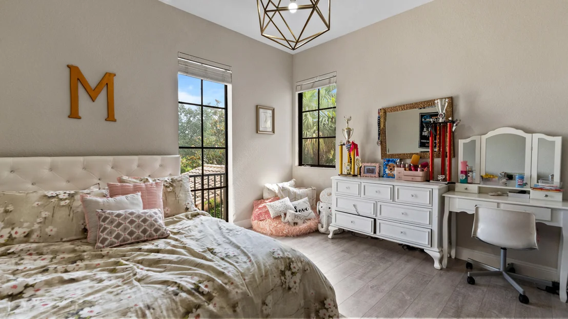 Photo of 9521 Eden Manor