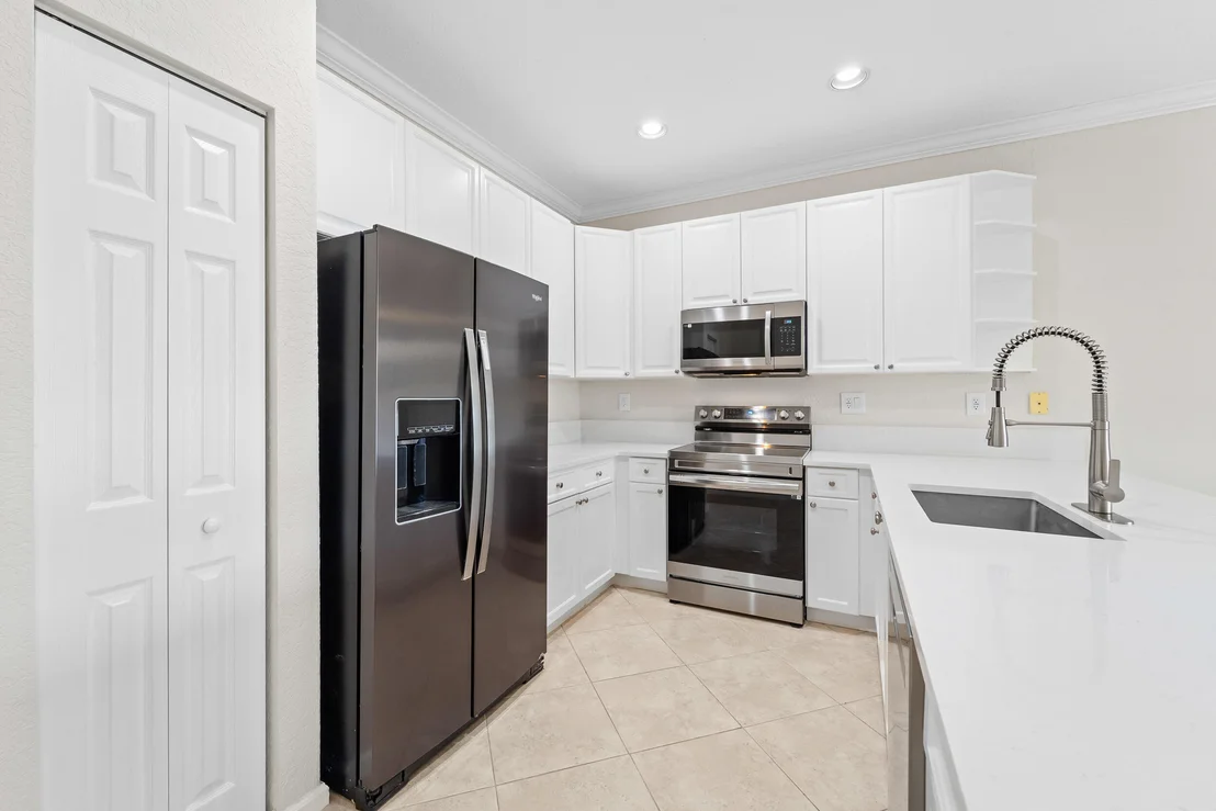 Photo of 4341 NE Lake Lucerne Circle NE
