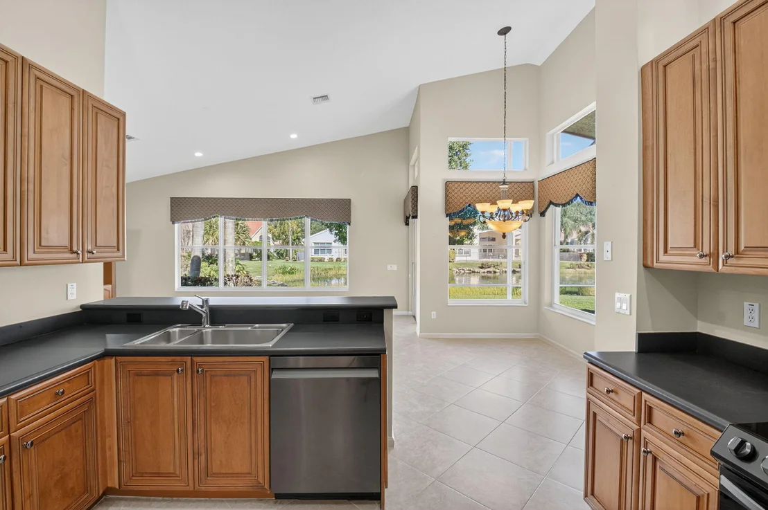 Photo of 7233 Francisco Bend Drive