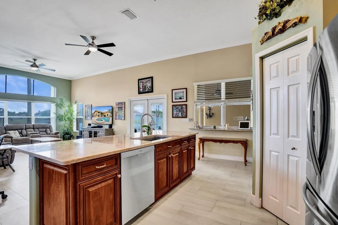 Photo of 6171 Shadow Tree Lane