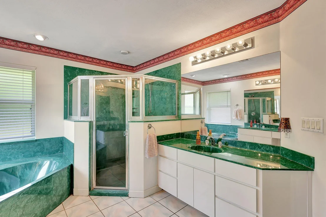 Photo of 1624 SW Gregor Way Way