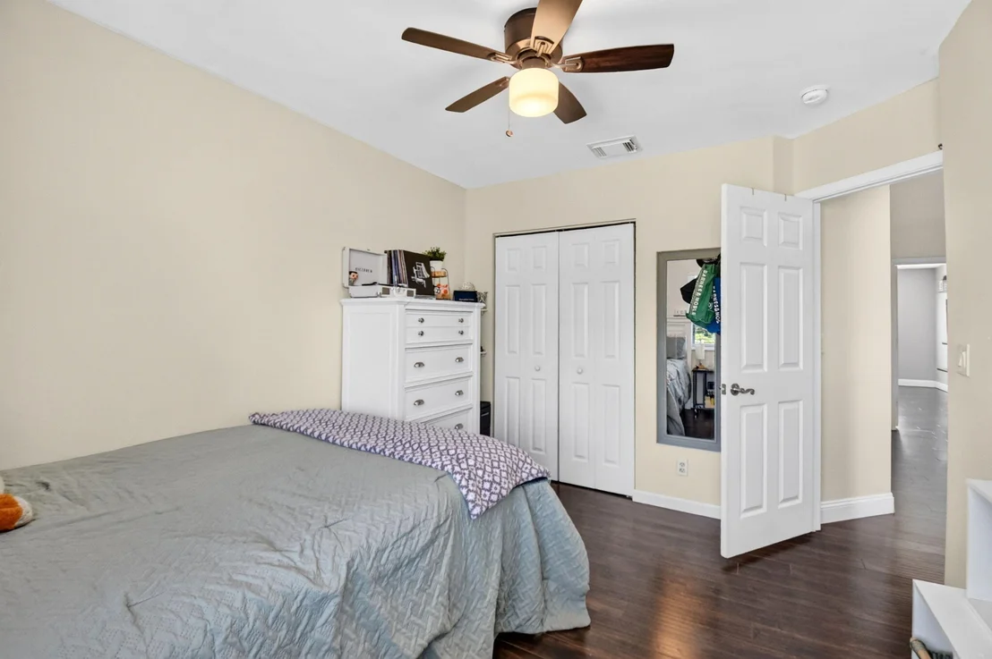 Photo of 6233 WILLOUGHBY Circle
