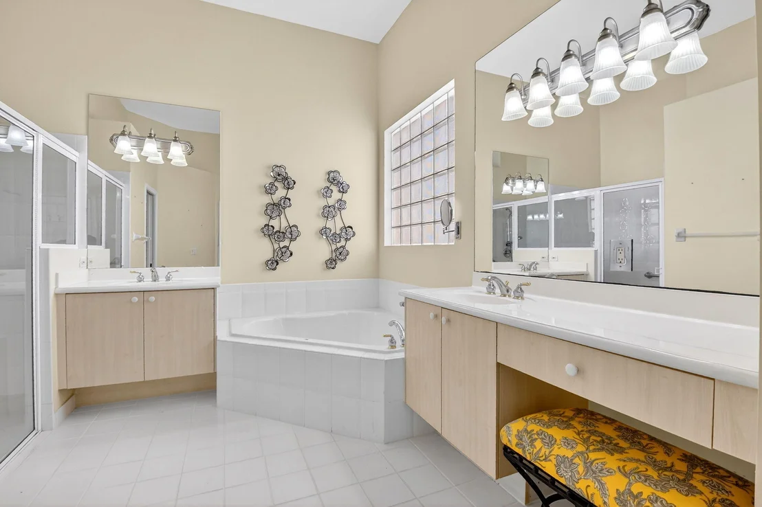 Photo of 7204 Demedici Circle