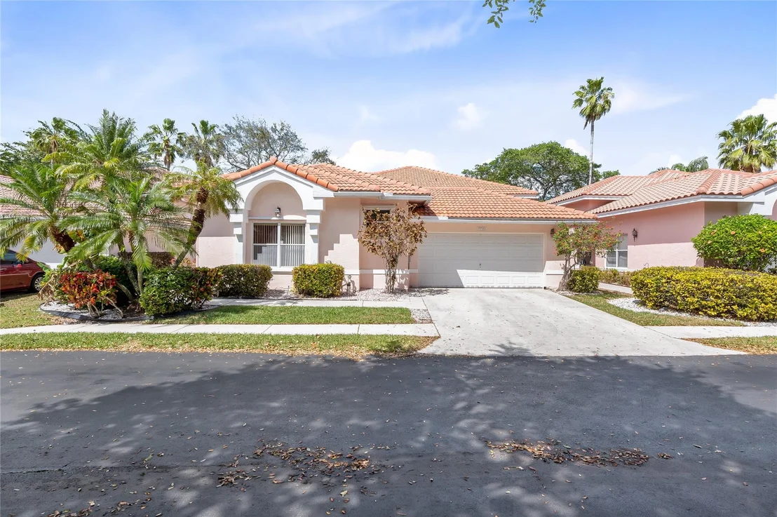 Photo of 7733 Highlands Circle