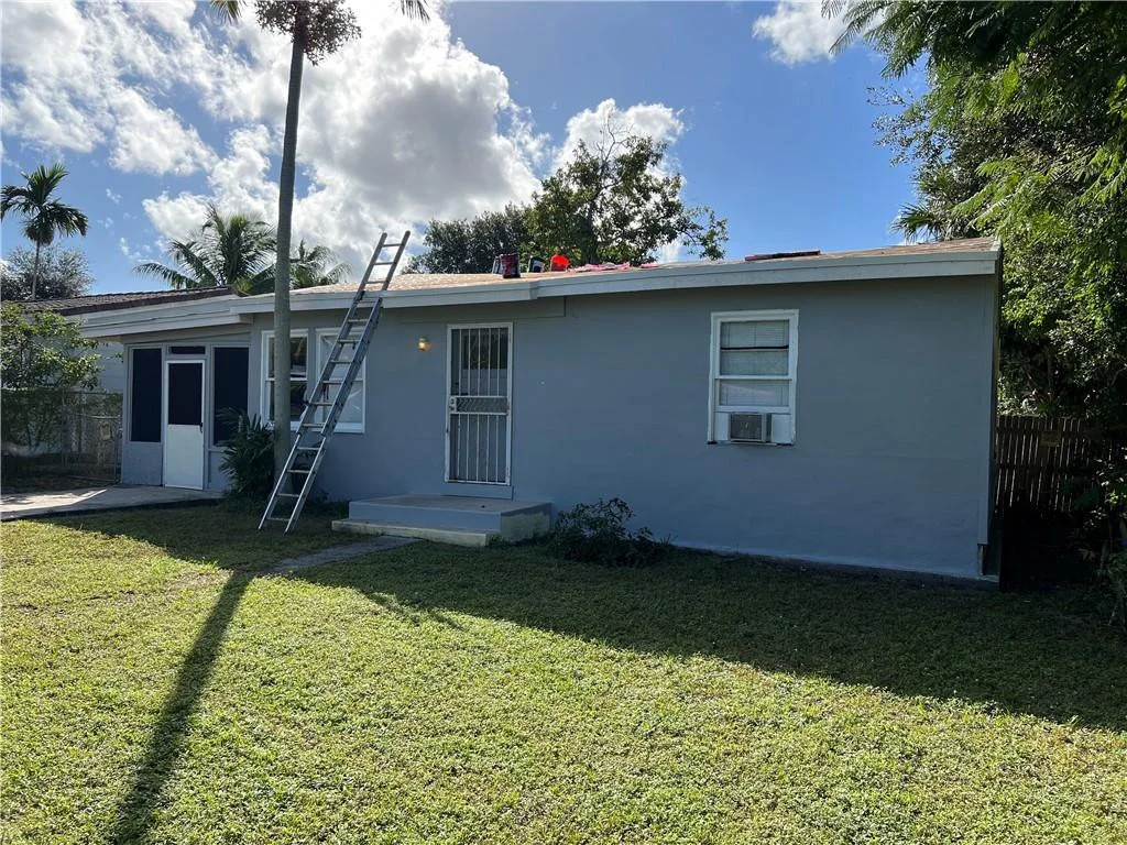 Photo of 263 SW 3 Terrace