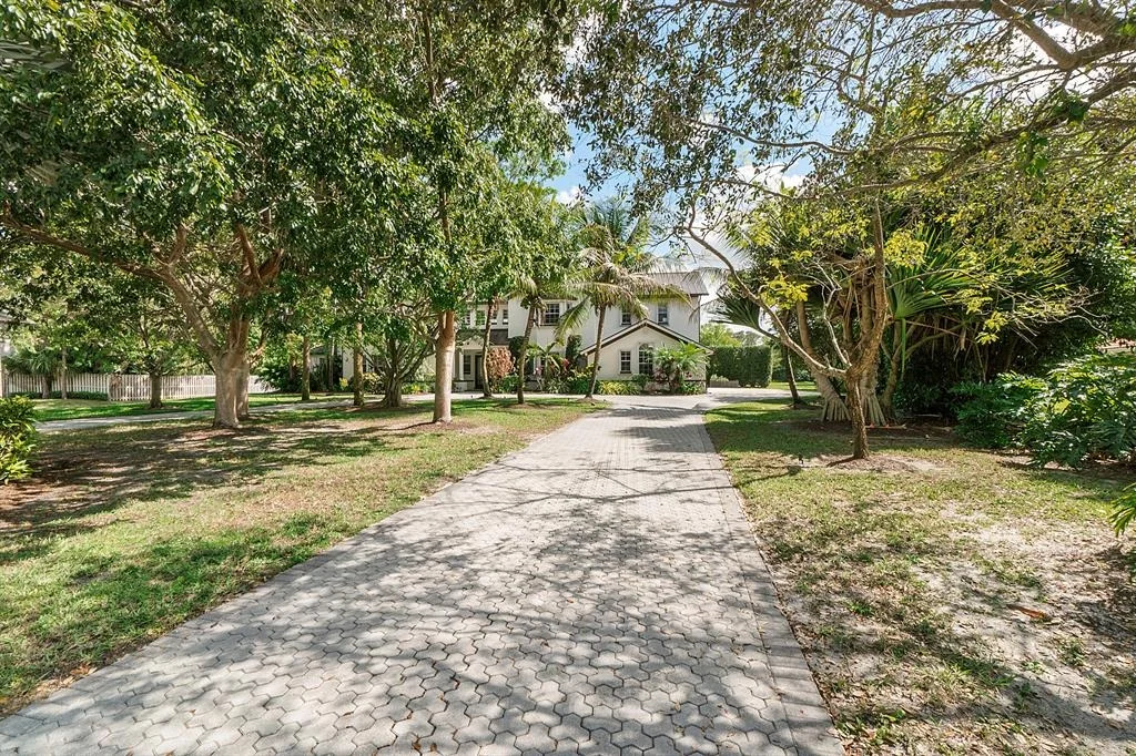 Photo of 13638 Greentree Trail