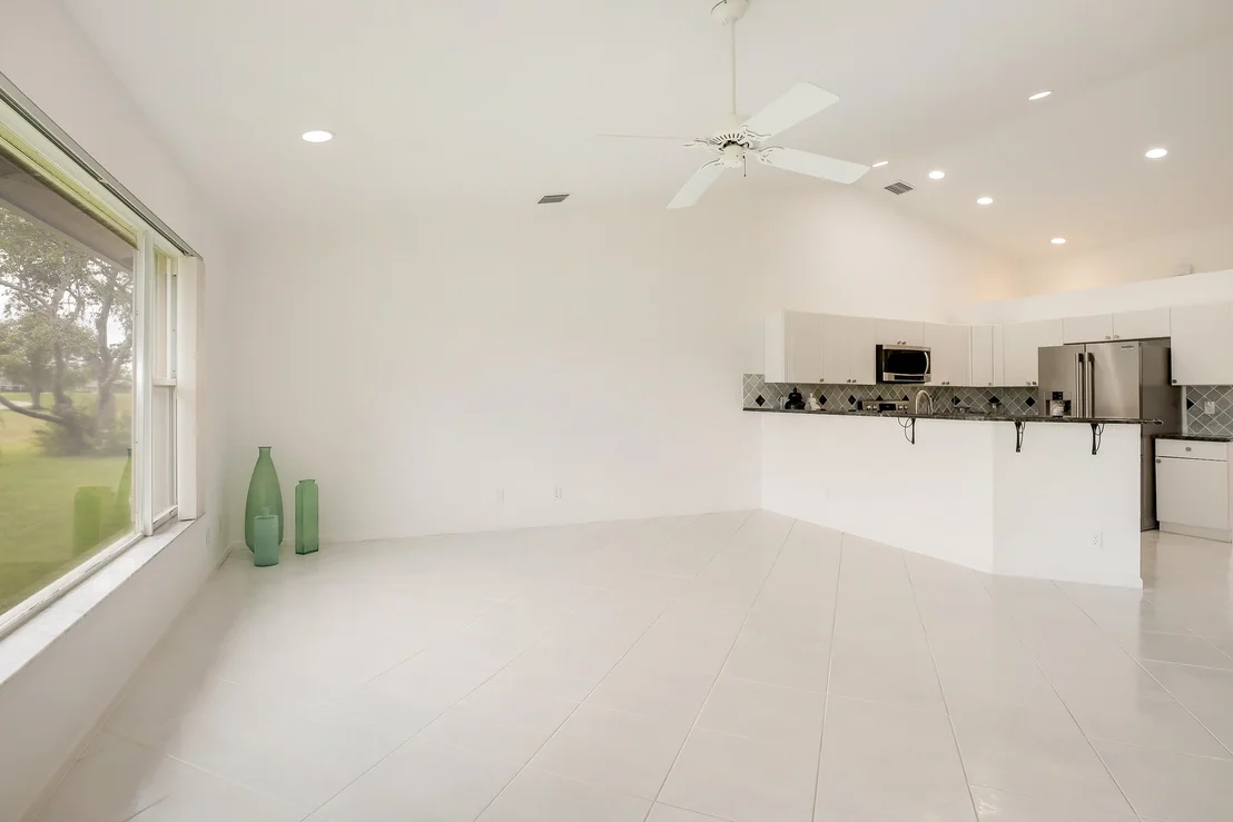 Photo of 6892 Grenelefe Road