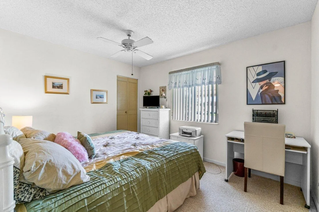 Photo of Unit D2 at 336 Knotty Pine Circle
