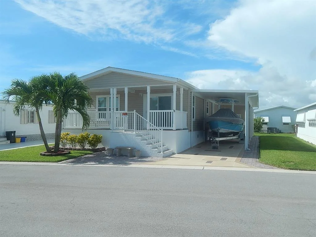 Photo of Unit 79 at 400 N Highway A1a