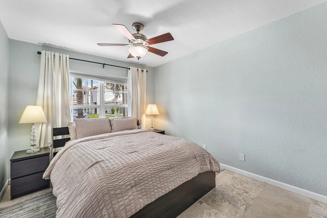 Photo of 7076 Middlebury Drive