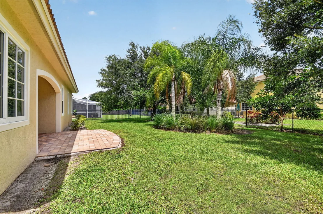 Photo of 6810 Osage Circle