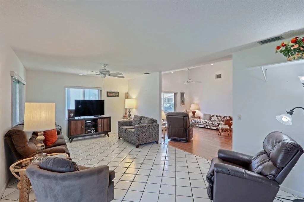Photo of 6531 Overland Drive
