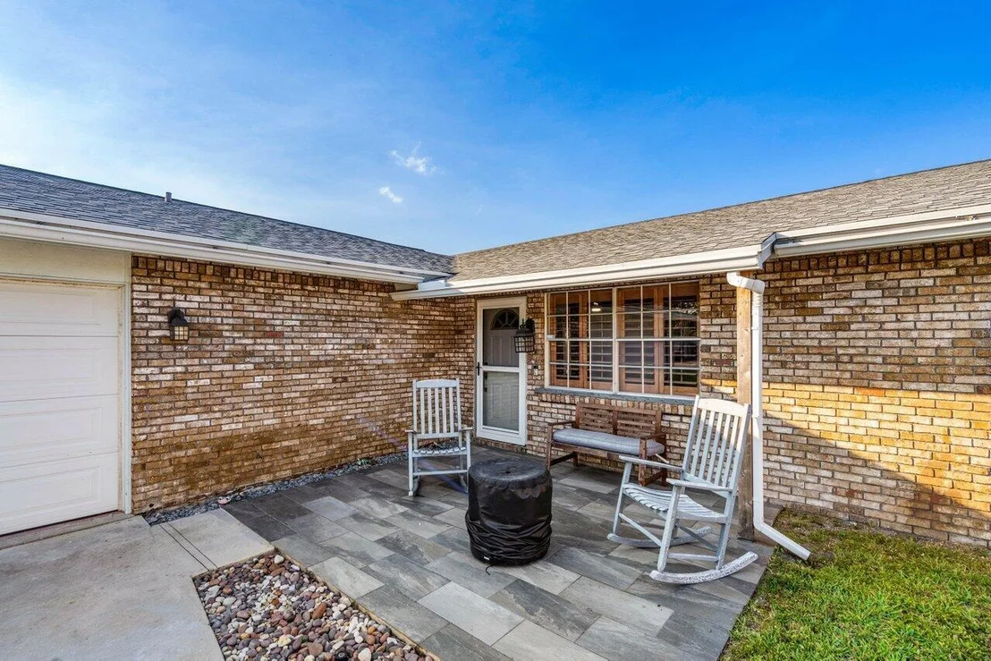 Photo of 7351 Canal Drive
