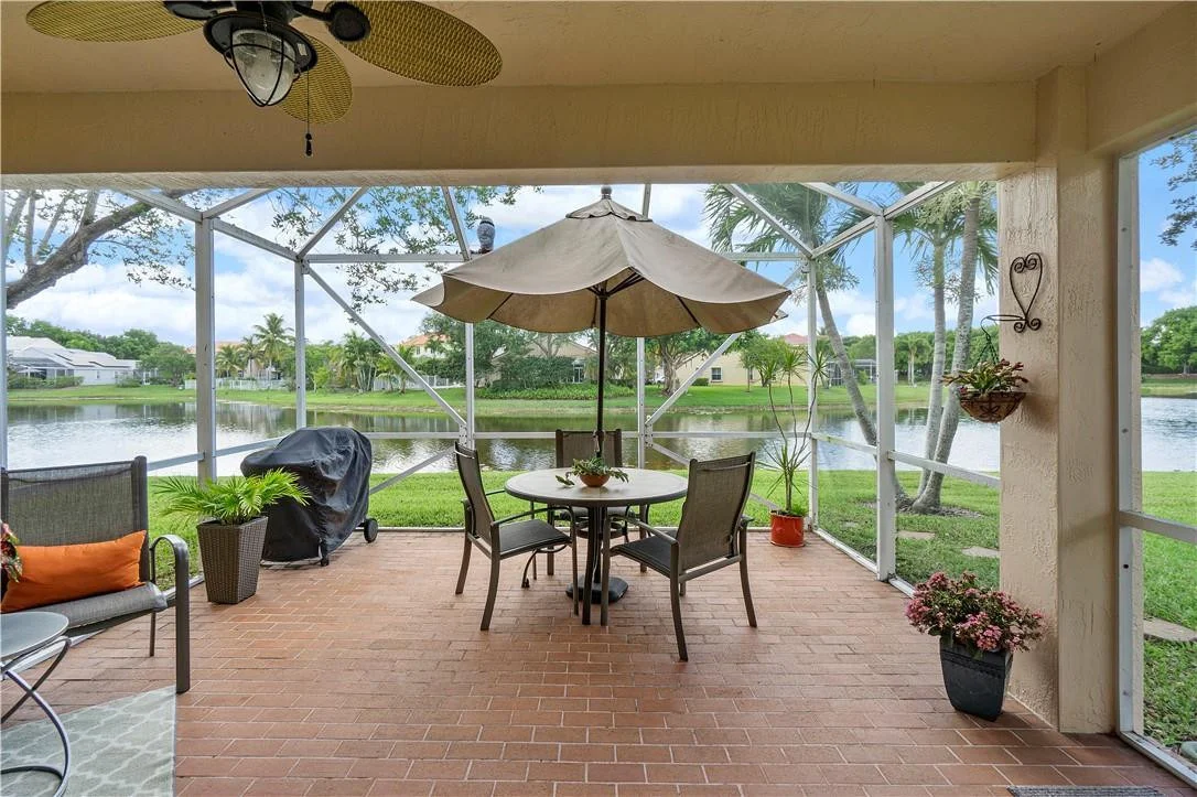 Photo of 828 Savannah Falls Drive