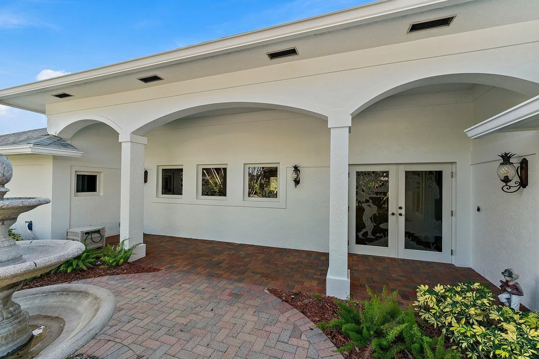 Photo of 209 Fairway W