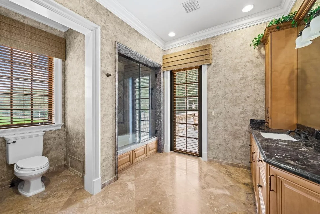 Photo of 6300 Riverside Drive
