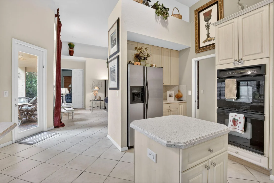 Photo of 8106 N Savannah Circle