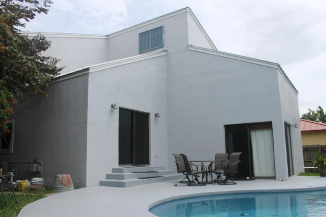 Photo of 945 NW Le Grace Circle