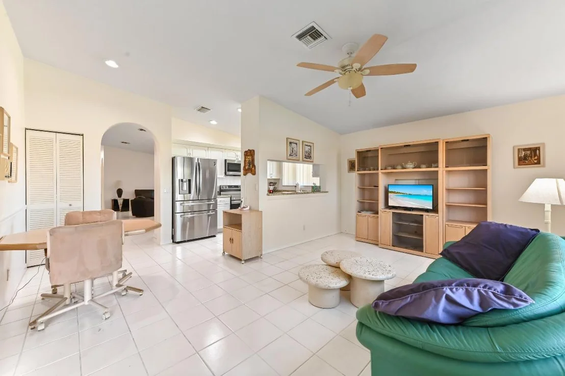 Photo of 8053 Clear Shores Circle