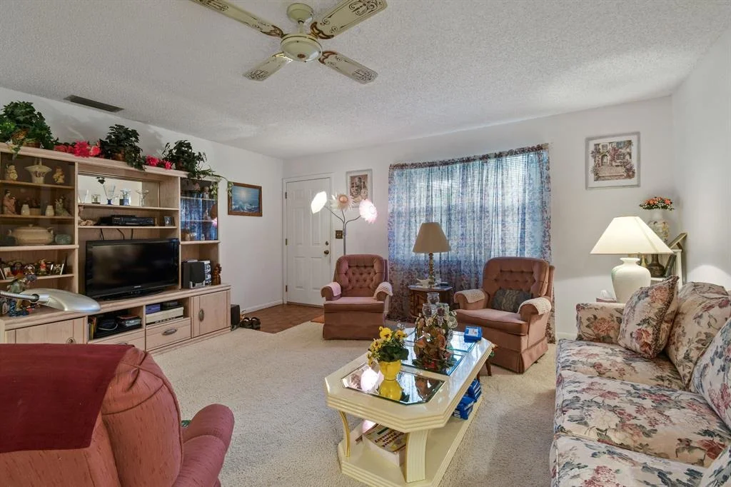 Photo of 5906 Tangelo Drive