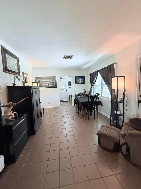 Photo of 1736 Hunter Road