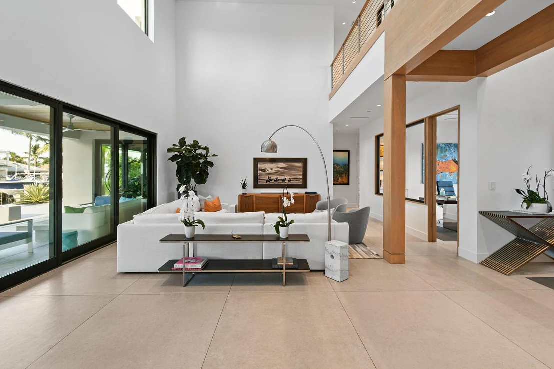 Photo of 1091 Gulfstream Way
