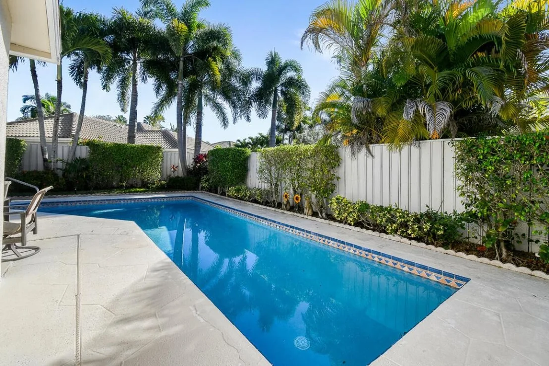 Photo of 349 Eagleton Golf Drive