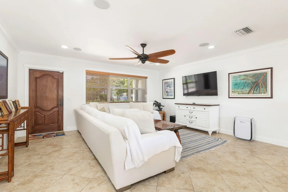 Photo of 7226 Pine Tree Lane