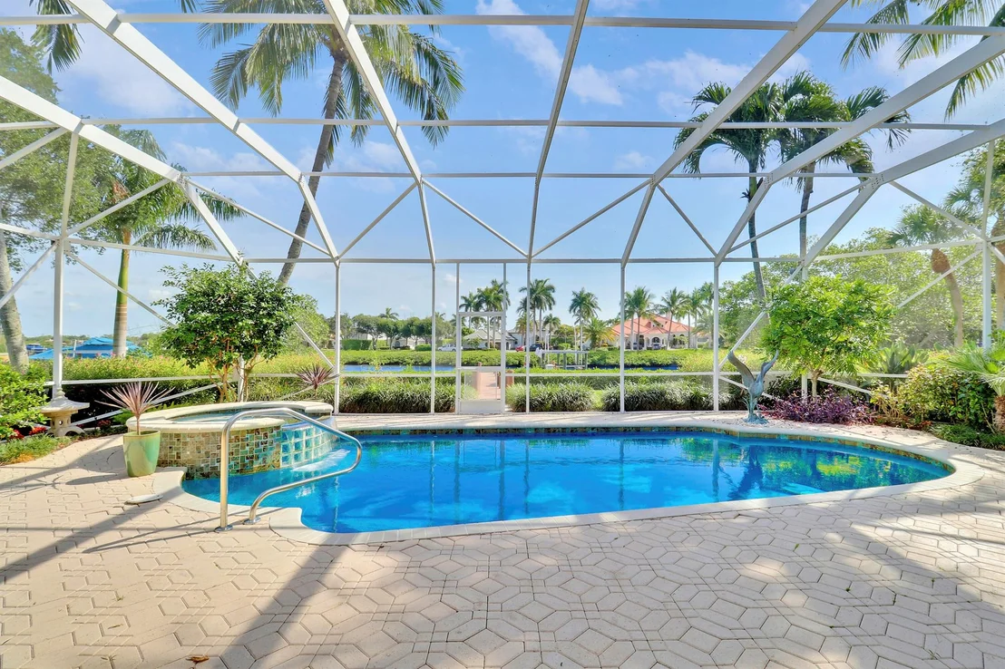 Photo of 8733 SE Compass Island Way