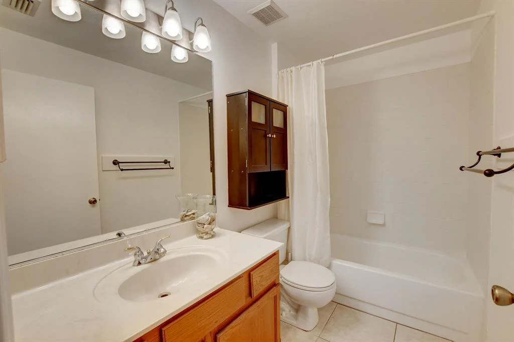 Photo of 22501 Middletown Drive